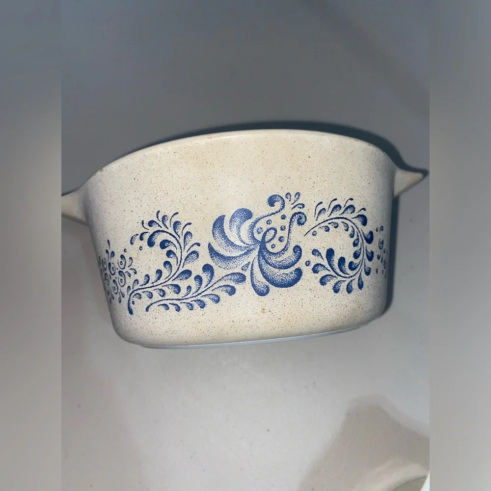 Pyrex Vintage Blue Floral Casserole Dishes set